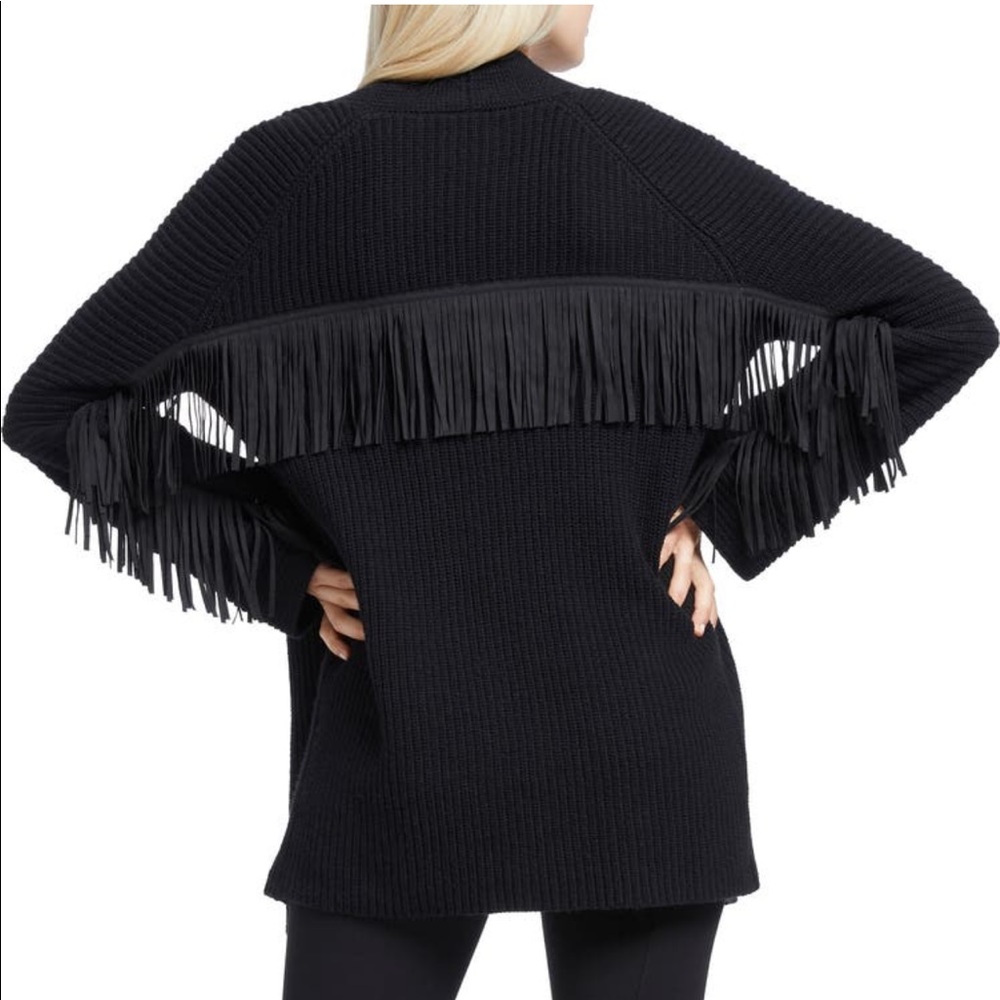 Chunky black knit oversized sweater with fringe!